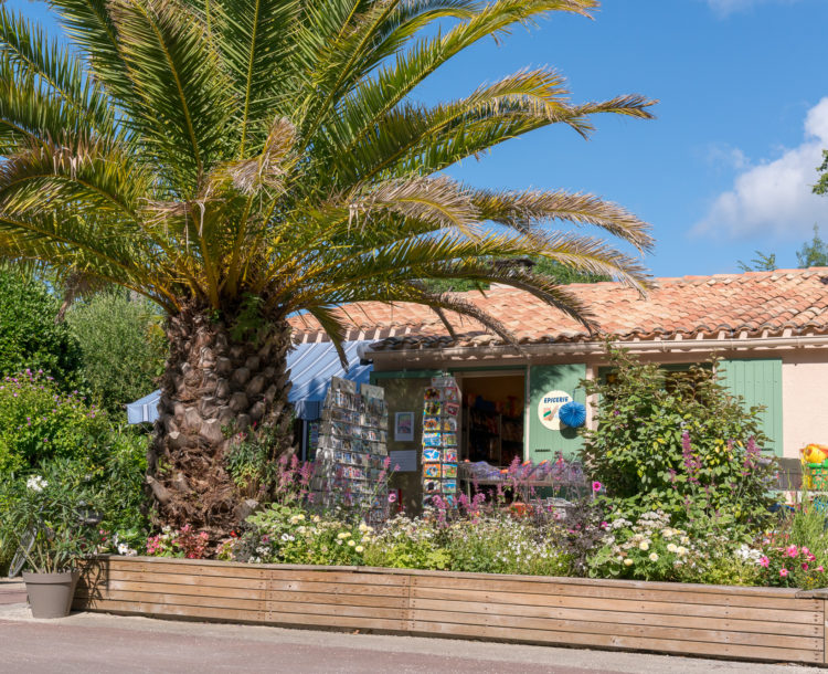 Camping Verébleu, les services, épicerie