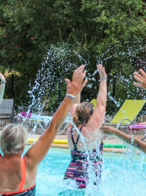 Aquagym et animations aquatiques au Camping Verébleu sur l\'île d\'Oléron